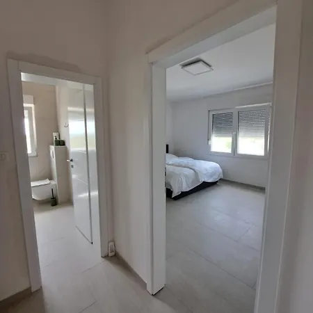 Vila Kotari