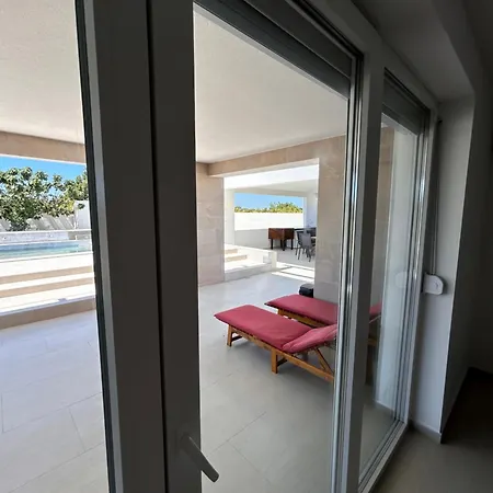 Kotari Villa