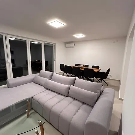 Vila Kotari
